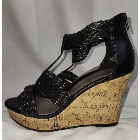 Montego Bay Club | Platform Sandals | Black | Size 8.5 - Picture 3 of 6